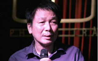 Nhạc sĩ Phú Quang bệnh nặng phải nằm viện, dùng máy thở nhiều ngày nay