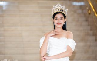 Hoa hậu Đỗ Thị Hà: 'Tôi chưa hoàn hảo'