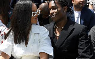 Rihanna hạnh phúc bên tình yêu mới
