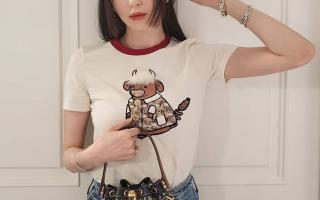 Loạt đồ hiệu của mỹ nhân 'Đôi tai ngoại cảm'