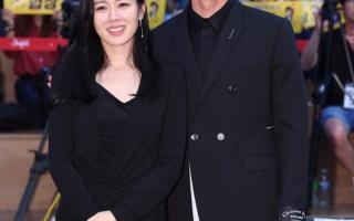 Fan rần rần khi Hyun Bin công khai nói lời yêu Son Ye Jin