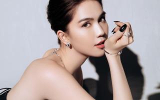 Ngọc Trinh lộ cảnh say xỉn nhậu nhẹt bên bạn bè, nhan sắc chưa qua chỉnh sửa gây ngỡ ngàng