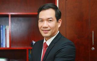 Giáo sư trẻ nhất năm 2022: Tôi học tử tế để thoát khỏi khó khăn nghèo khổ