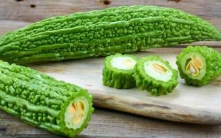 Chỉ cần thêm vài giọt này mướp đắng không còn vị đắng lại giòn ngon gấp bội