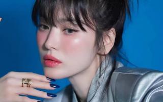Bí kíp sở hữu làn da tuổi 40 căng mịn màng của Song Hye Kyo
