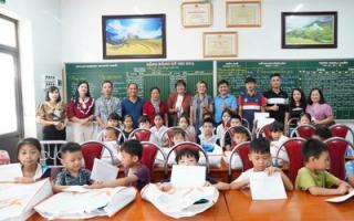 Hiệp hội Yến Sào Việt Nam chung tay Tiếp bước em đến trường tại Yên Bái sau siêu bão Yagi