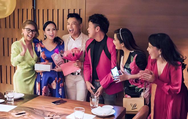 Ca sĩ Hà Phương được chồng tỷ phú làm điều bất ngờ trong ngày sinh nhật