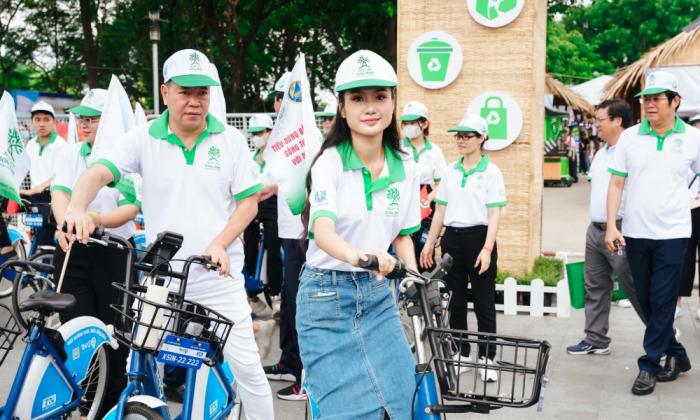 Nguyễn Thanh Hà tiết lộ về nỗi sợ khi đăng quang Hoa hậu Môi trường Thế giới