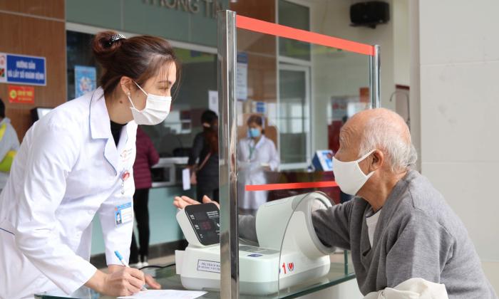 5 nhóm người được hưởng 100% bảo hiểm y tế